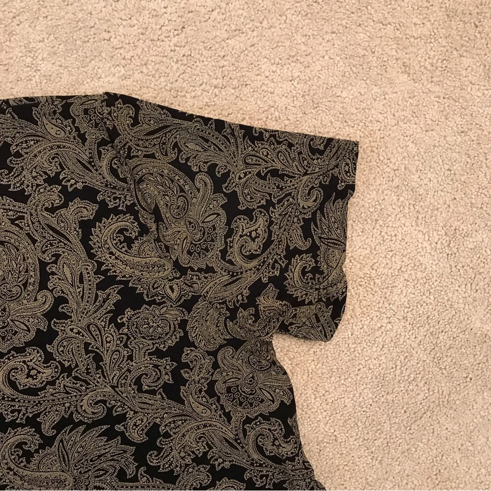 Elegant Black and Gold Paisley Blouse - Picture 6 of 9